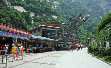 Muntele Huashan - un paradis pentru sporturile extreme