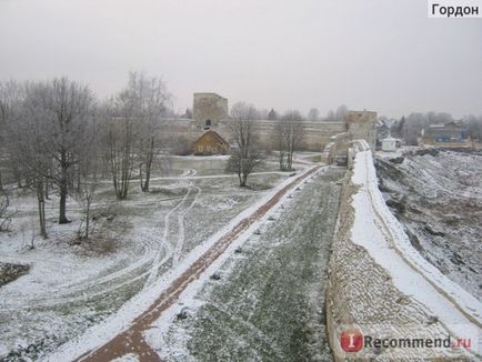 Ізборськ - фортеця-заповідник в псковської області - «найяскравіші пам'ятки стародавнього