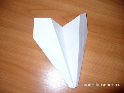 Cum de a face avioane de hârtie de unul singur