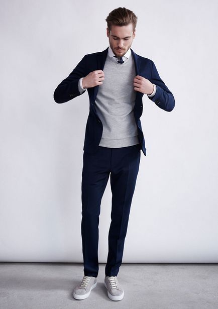 Cum să purtați un costum cu adidași (7 reguli de bază), un blog despre stilul bărbaților