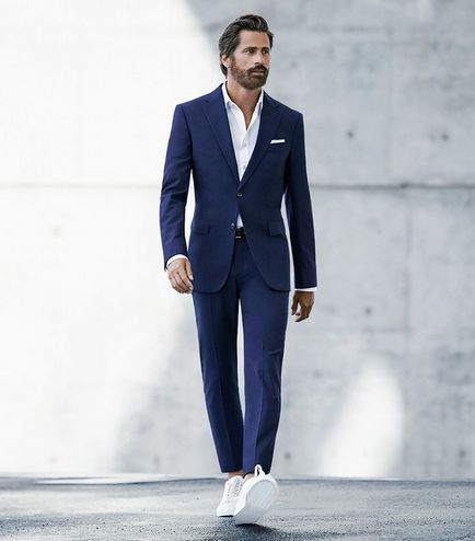 Cum să purtați un costum cu adidași (7 reguli de bază), un blog despre stilul bărbaților