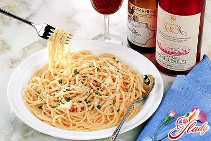 Cum se prepară paste în italiană, învățăm felul de mâncare tradițional italian