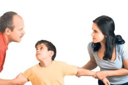 Cum de a spune unui copil despre calmul și sprijinul pentru divorț sunt necesare