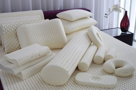 Як прати подушки з різних матеріалів синтепону, вовни, латексу