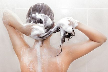 Hogyan lehet visszaállítani a haj után villám gyorsan népi jogorvoslati