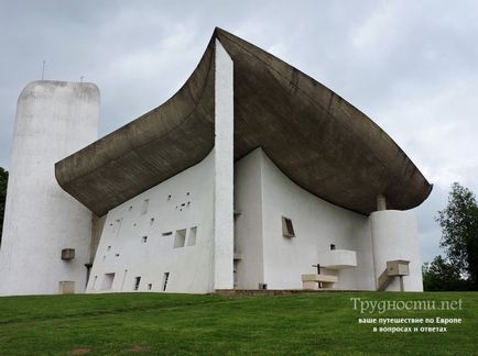 Chapel le corbusier în articolele ronschan