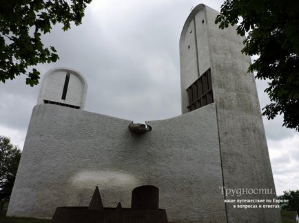 Chapel le corbusier în articolele ronschan