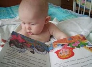 Cărțile pentru un copil de un an reprezintă o dezvoltare puternică