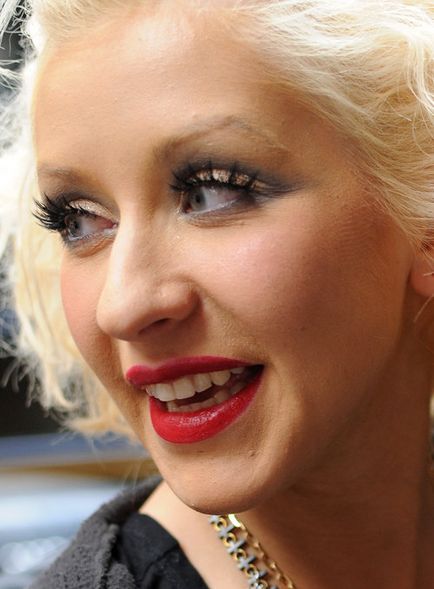 Christina Aguilera fără machiaj nu a fost recunoscută pe stradă