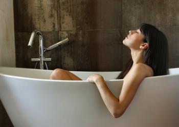 Лікувальні ванни при захворюваннях хребта
