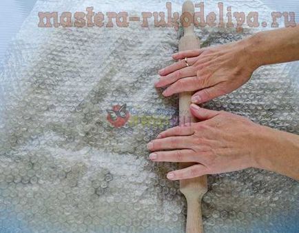 Clasa master pe felierea umedă a unui sac elegant de cardoche