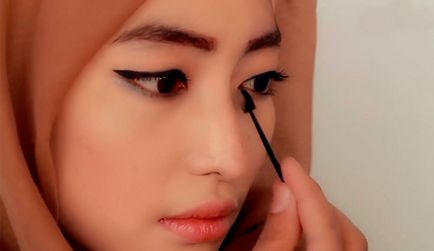 Viselése a hidzsáb, vegye le a make-up! Vhidzhabe حجاب