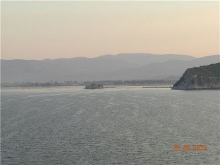 Нафпліон (nafplion), Греція - круїзна стоянка в порту, як дістатися до центру міста, що