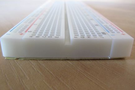 Áttekintés forrasztásmentes breadboard MB-102