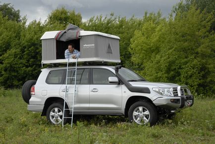 Організація спального місця в машині, off-road style