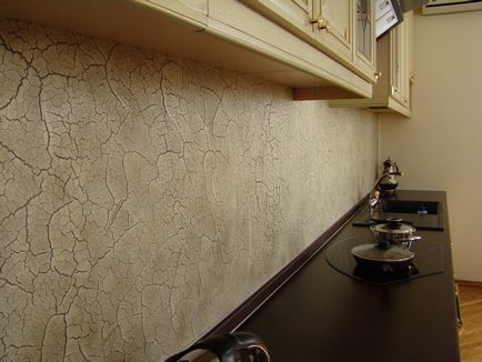 Decorarea pereților bucătăriei cu tencuială decorativă, decorarea și decorarea acoperirii