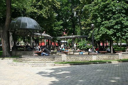 Parcul Shevchenko în inima orașului Kiev