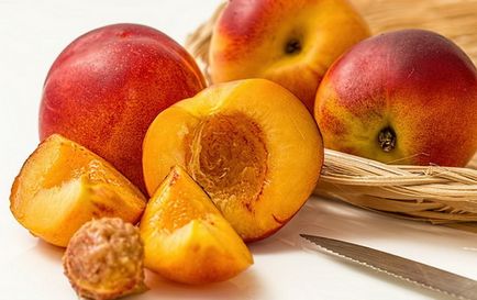 Персики - користь і шкода для здоров'я, корисні властивості сушеного і в'яленого персика