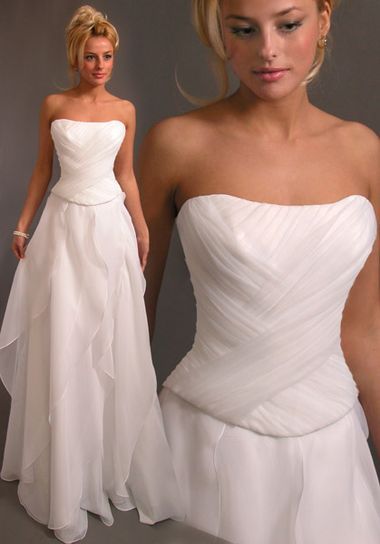 Чому весільну сукню білого кольору звідки взялася це традиція