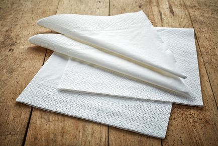 Чому важливо завжди мати паперові рушники на кухні