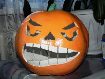 Artizanat din papier mache - dovleac de Halloween cu mâinile tale