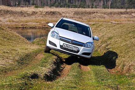 Подолання бездоріжжя на легковому автомобілі