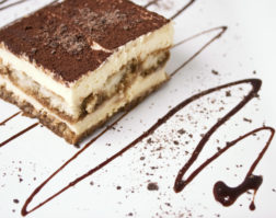 Reteta pentru tiramisu cu mascarpone la domiciliu