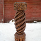 Stâlpi și coloane sculptate din lemn - creați un interior nestandard