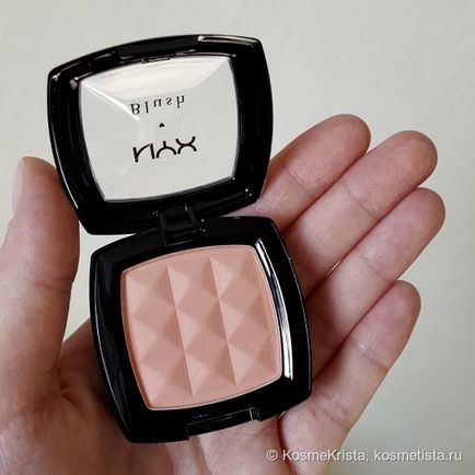 Pink-piersic ... sau piersic încă, nu mai roz) blush nyx pudră fard de obraz în umbră