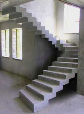 Sfaturi pentru a face scări din beton cu propriile mâini