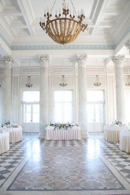 Весілля в палаці бельведер - настільна книга нареченої
