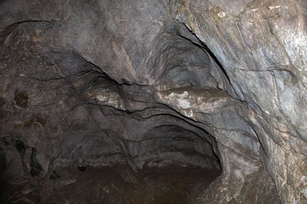 Тавдинские печери (або Талдинские печери)