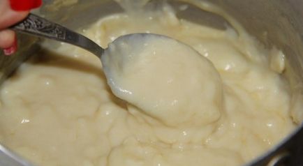 Cake - minute - recept fotókkal (meleg vajkrém) Cake - egy perc - a recept egy fotó