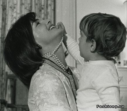 Jacqueline Kennedy-onassis - icoana stilului