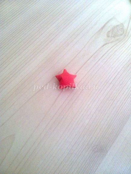 Asteriscuri de hârtie în tehnica origami