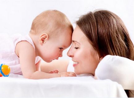 10 Fapte pe care ar trebui să le cunoașteți despre nou-născuți