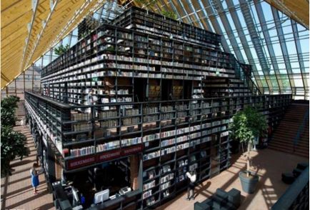 12 Дивних сучасних бібліотек