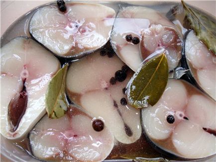 5 Cele mai bune marinate pentru sărare pește la domiciliu, încă gustoase