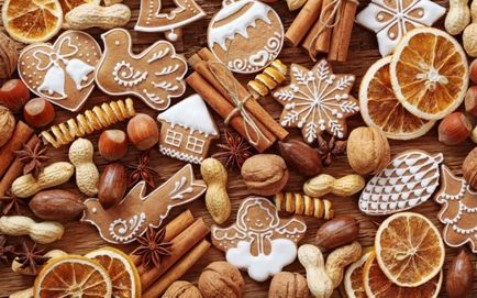 5 rețete de glazură pentru biscuiții de revelion