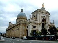 Assisi - atracții, restaurante - cum să ajungeți acolo și ce să faceți în Assisi