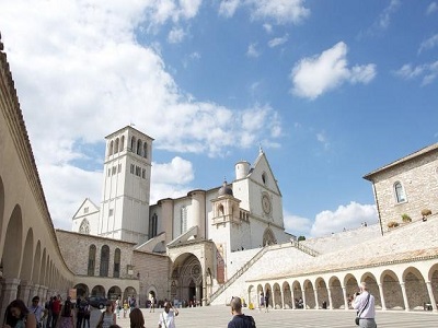 Assisi - centrul spiritual al umbriei