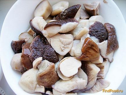 Білі гриби в вершках рецепт з фото