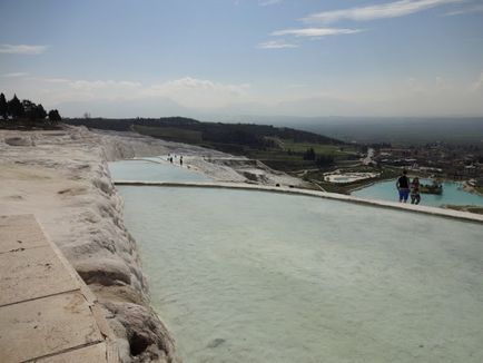 Baile albe din Pamukkale, ușor de urcat