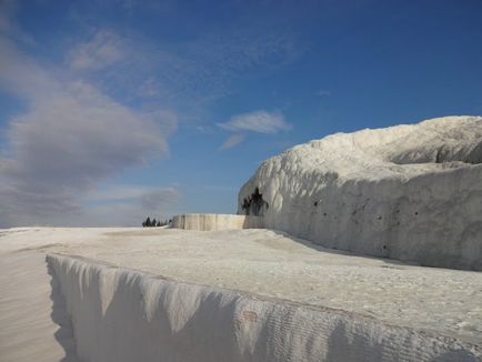 Baile albe din Pamukkale, ușor de urcat