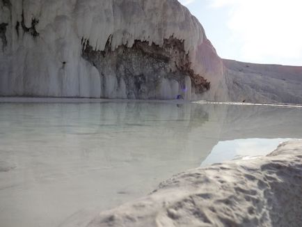 Fehér fürdő Pamukkale, könnyen emelkedik