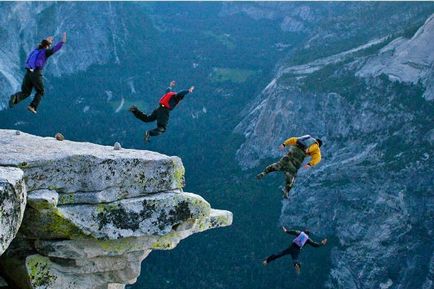 Basejumping sau cum să sari de pe o stâncă și pe pământ