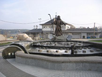 Parkosítás a templom és az egyház (tereprendezés a templom) A kertben a templom és az egyház
