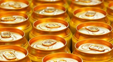 Dísz 5 percig ki sörösdobozt (spinners kezével) Blesna 5 percre a sörös dobozok