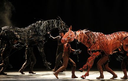 Battle Horse - magie teatrală