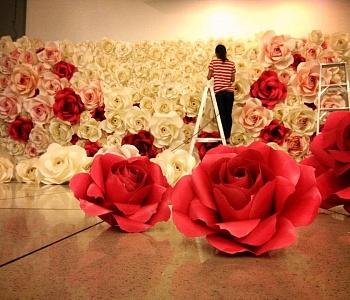 Flori mari pentru decorarea sălii, nunți și sesiuni foto, flori imense de hârtie pentru decorare,